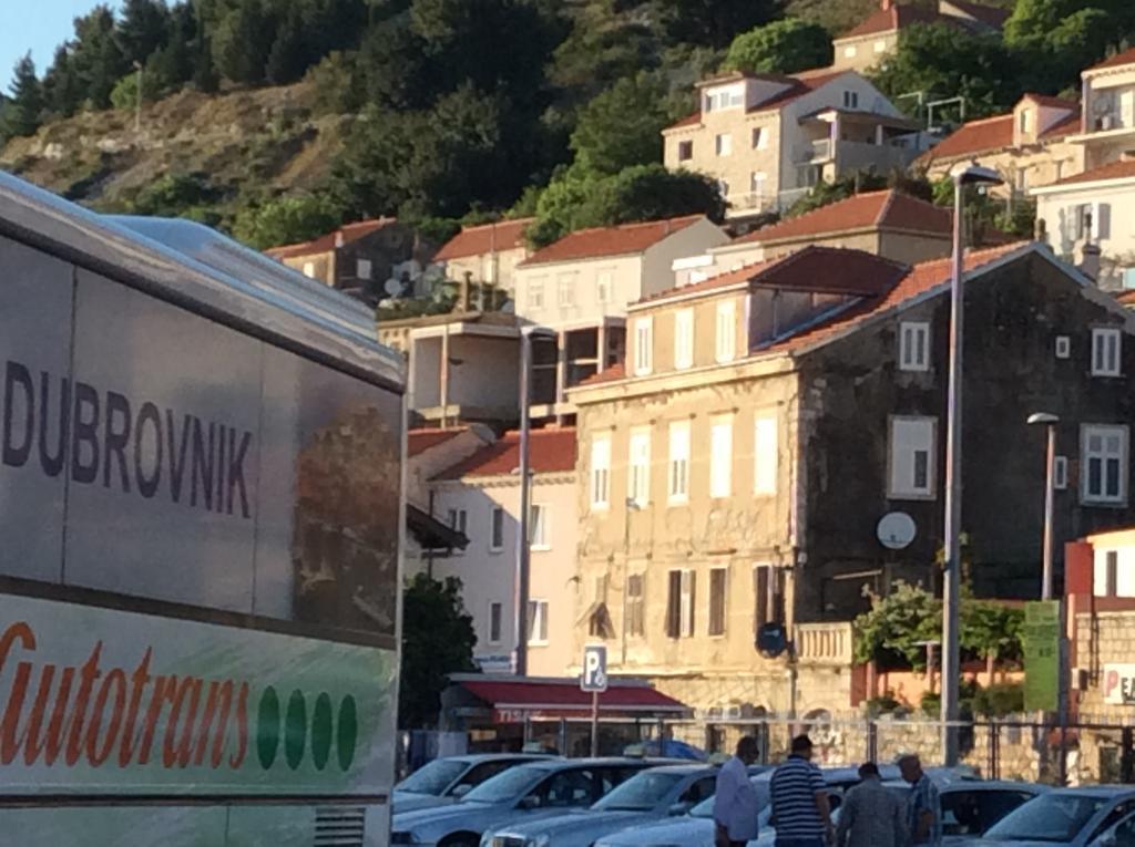 Main Bus Terminal Rooms Dubrovnik Eksteriør billede